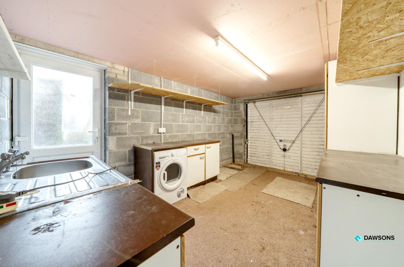 Dawlish Close, Newton, Swansea, SA3 4UT